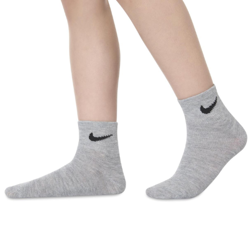 🧦 Medias Tobilleras Deportivas – Colores Surtidos