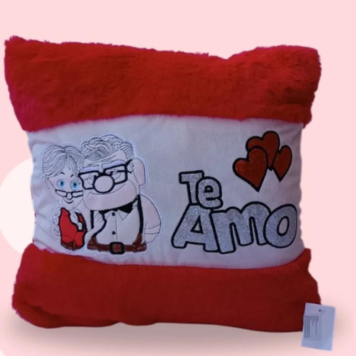 Cojín “Te Amo” con diseño romántico – Colores surtidos