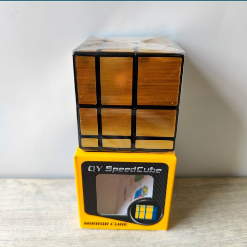 Cubo Espejo Dorado