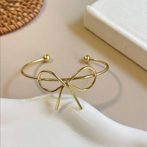 Pulsera Lazo Dorado Elegante