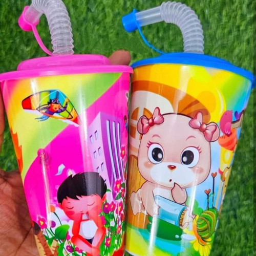 🥤 Vaso Infantil con Pitillo Flexible – Diseños de Caricaturas